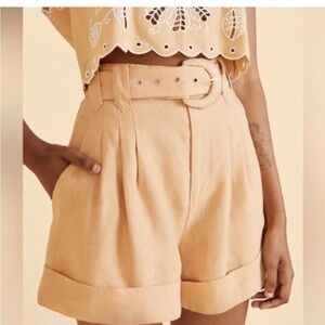 Farm rio tailored beige shorts with belt NWT size small